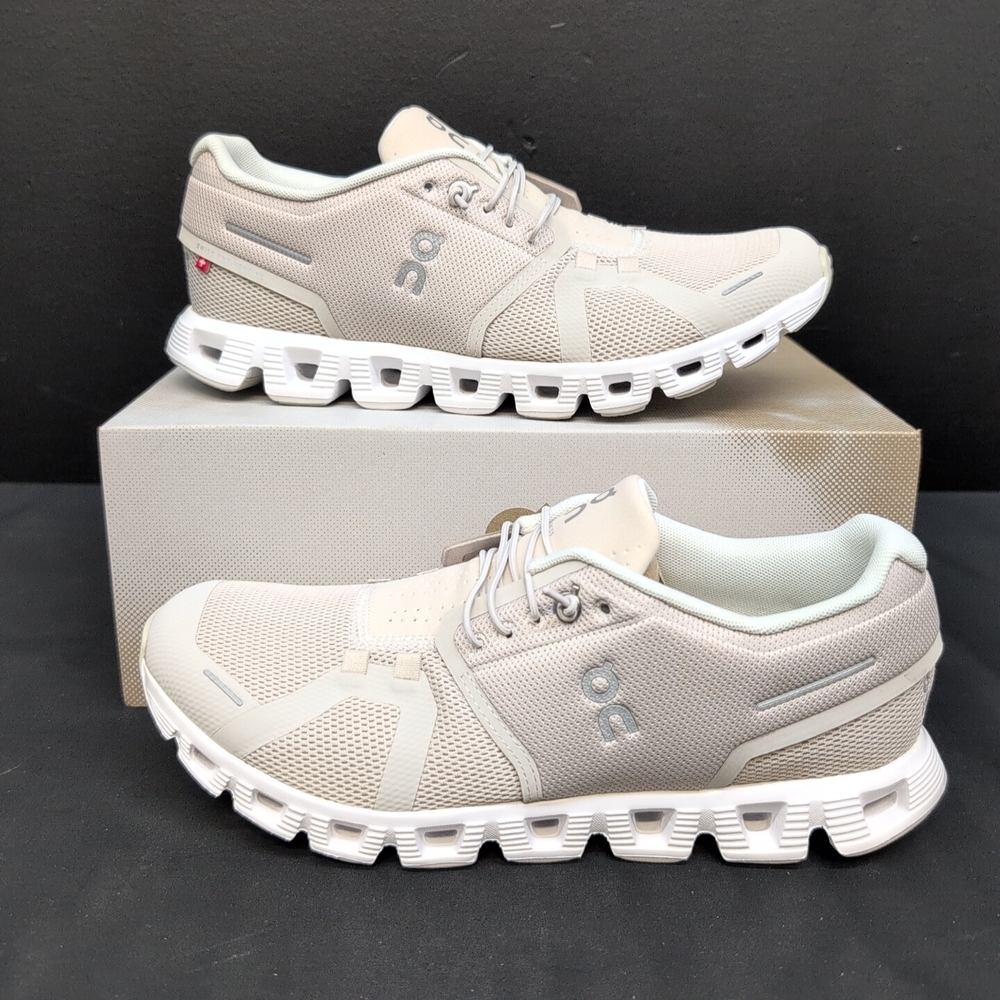 On Cloud 5 Running Shoes Women's Sneakers US W9 Pearl White